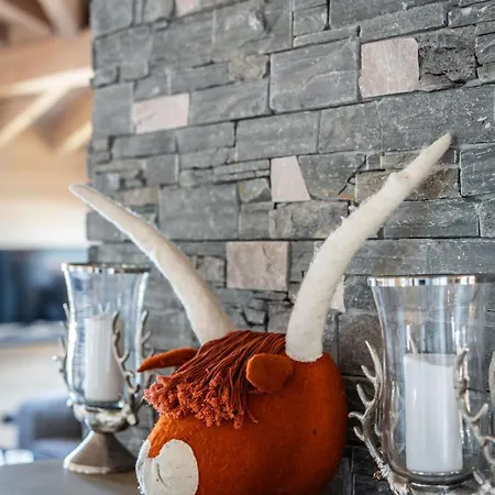 401 Everest Апартаменты