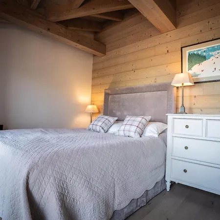 401 Everest Апартаменты